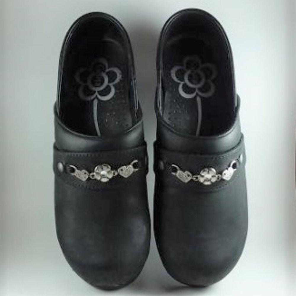 Sanita Black Leather Flower & Hearts Clogs